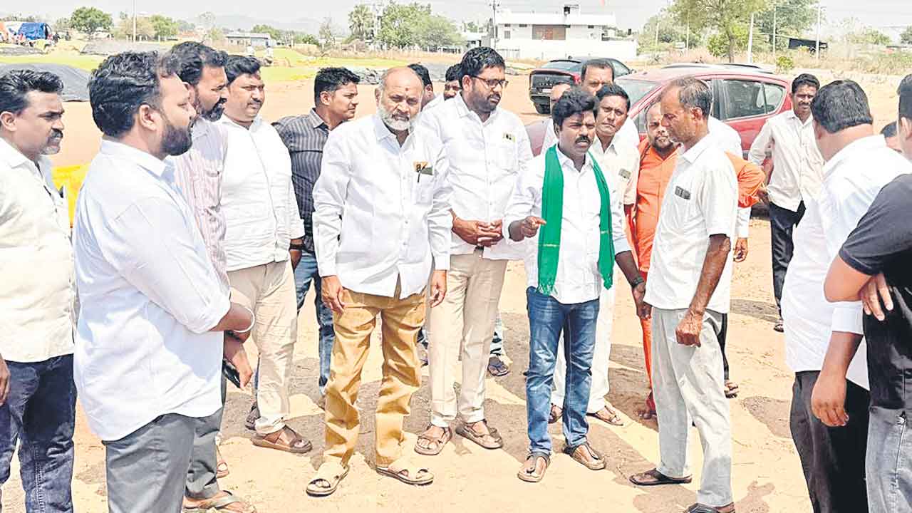ధాన్యం వెనువెంటనే కొనండి