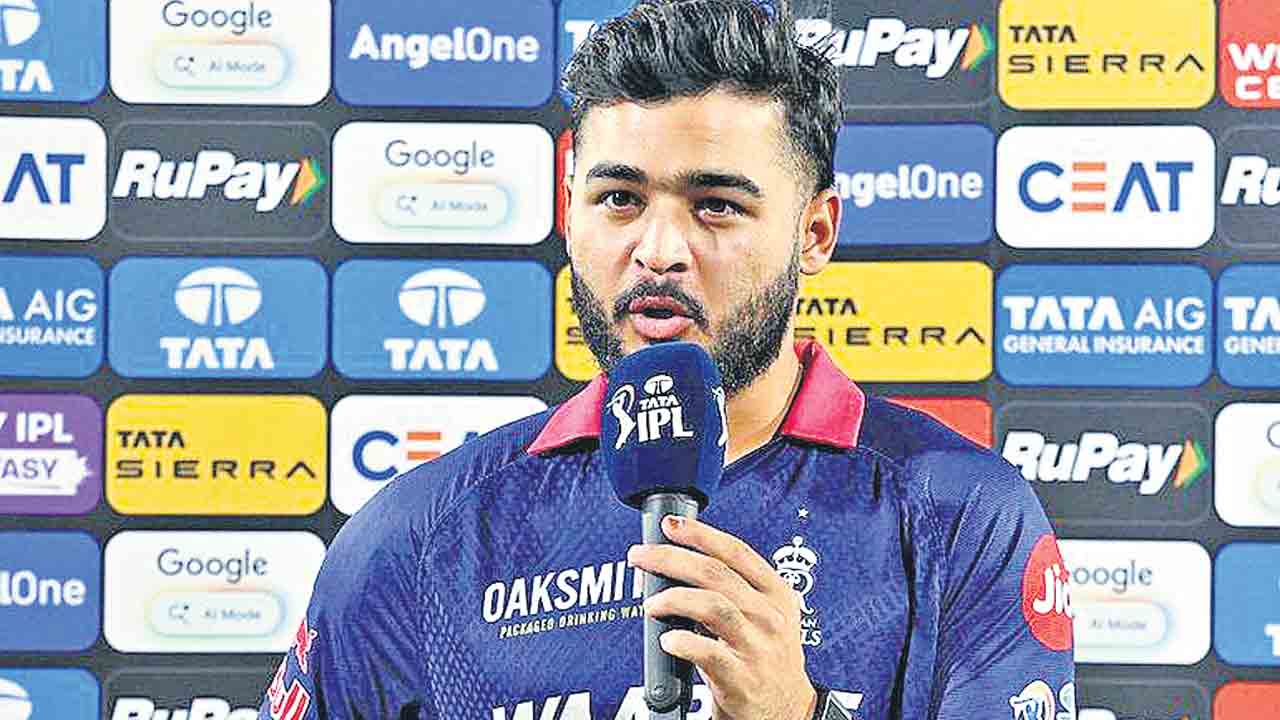 పరాగ్‌ మ్యాచ్‌ ఫీజులో కోత