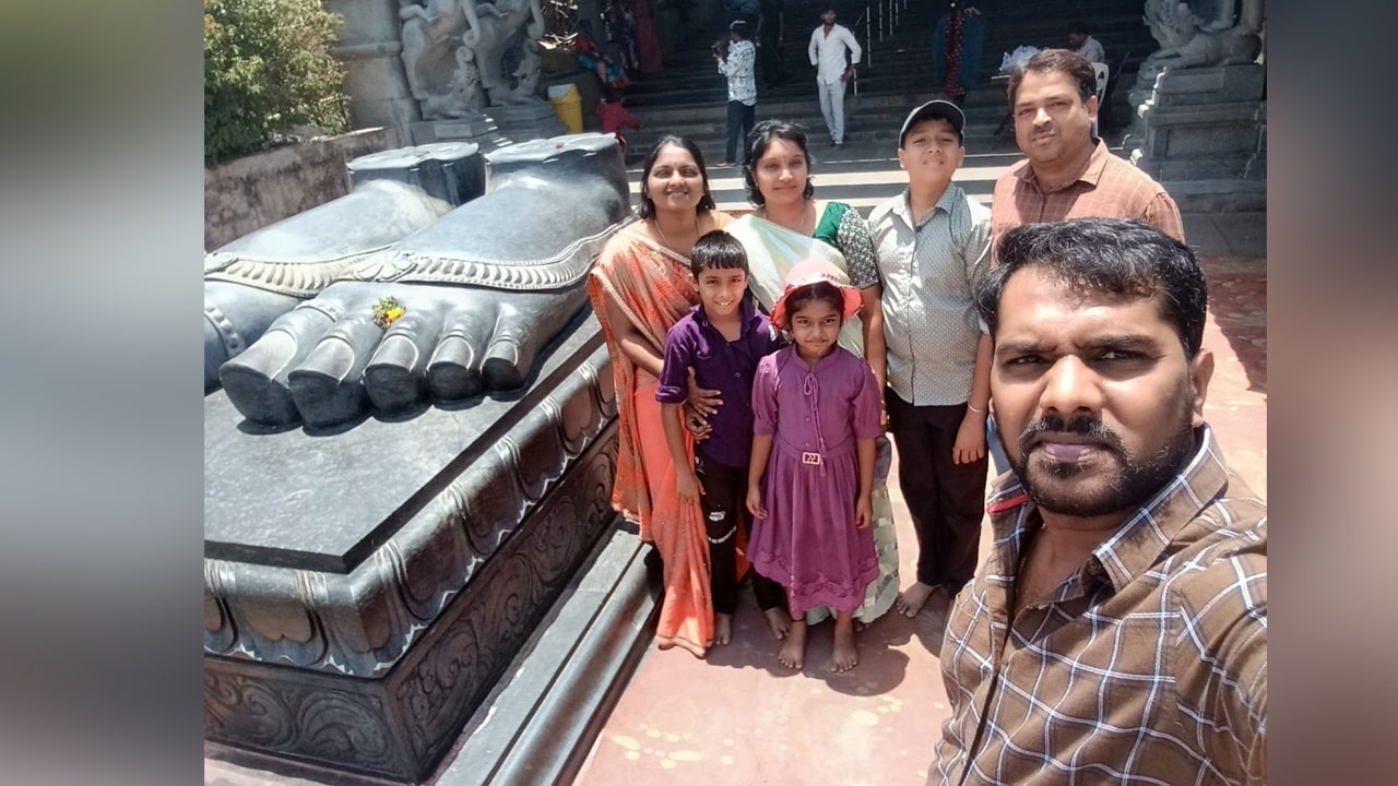 Siricilla Residents | ఓఆర్‌ఆర్‌ ప్రమాద మృతులు..సిరిసిల్ల జిల్లా వాసులు
