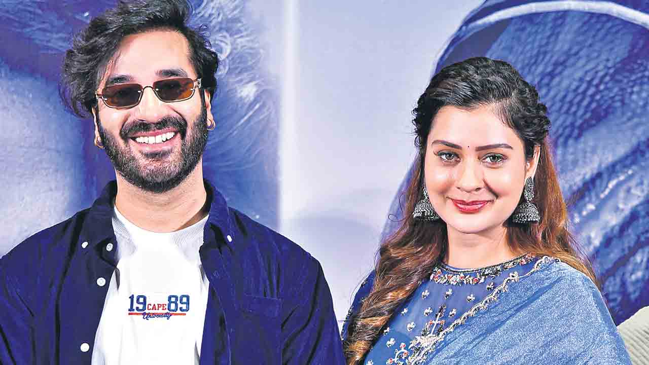 గ్రాఫిక్స్‌ హంగులతో ఫస్ట్‌ టైం