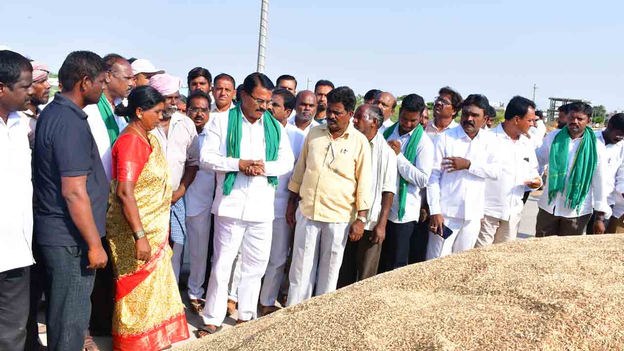 రైతును కష్టపెడితే ఆగమైతరు