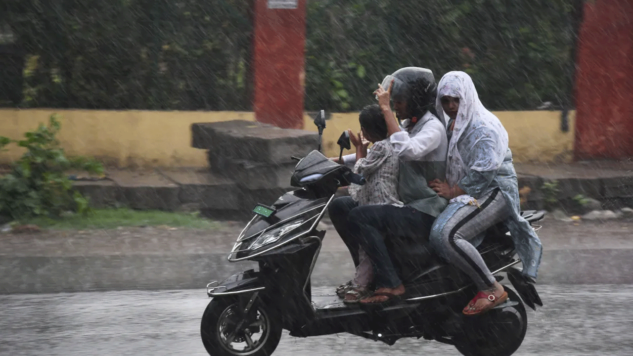 Monsoon | మండుటెండల నుంచి త్వరలో ఉపశమనం.. ఈ నెల 14న అండమాన్‌కు నైరుతి రుతుపవనాలు
