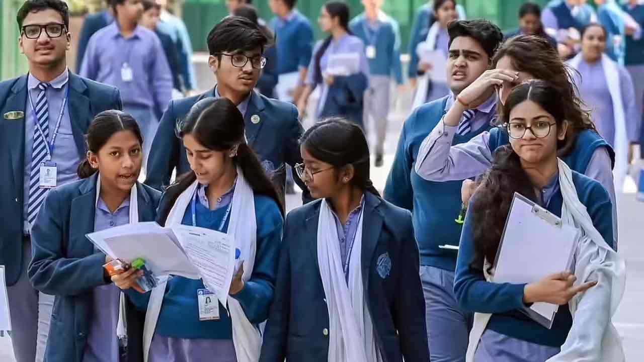 సీబీఎస్‌ఈ 12వ తరగతిలో 85శాతం ఉత్తీర్ణత