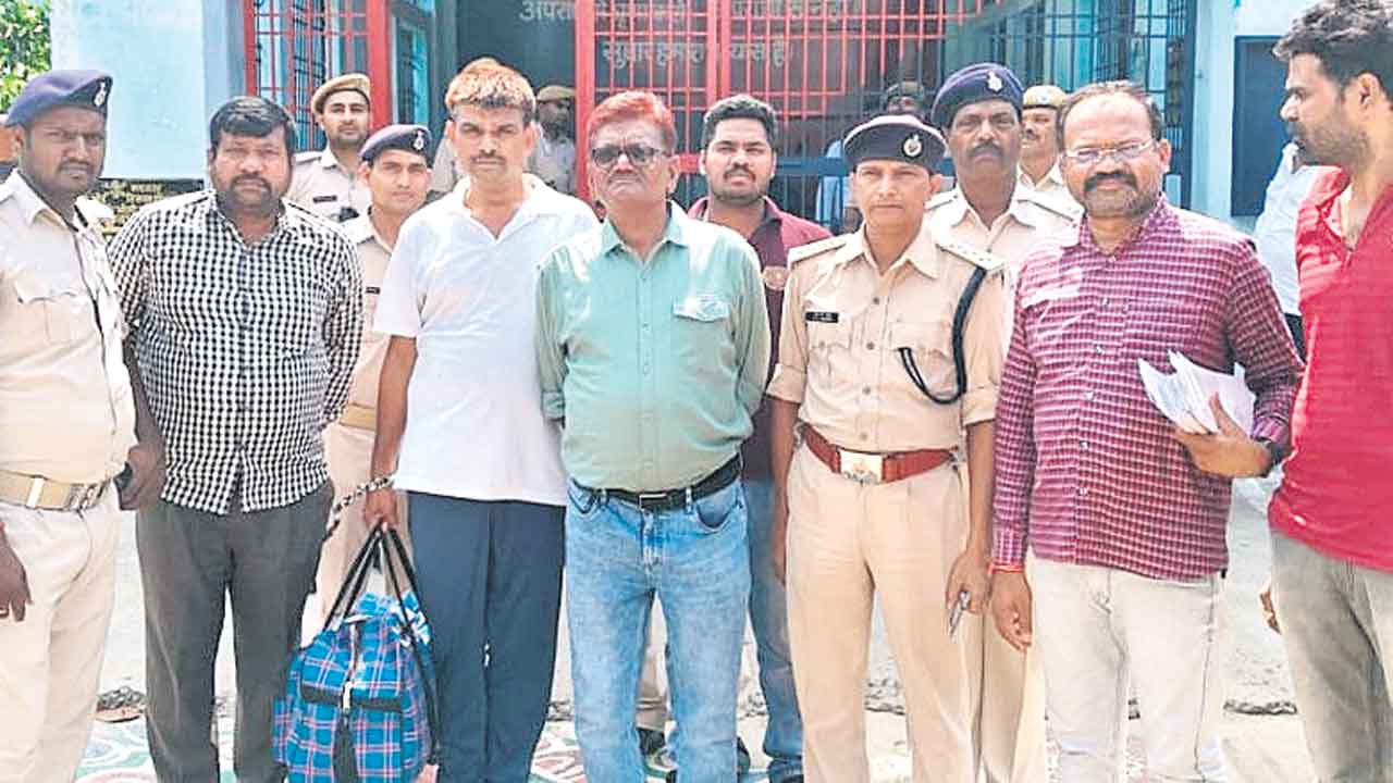 కరీంనగర్‌ జైల్లో గోల్డెన్‌ థీఫ్‌ సుబోధ్‌సింగ్‌