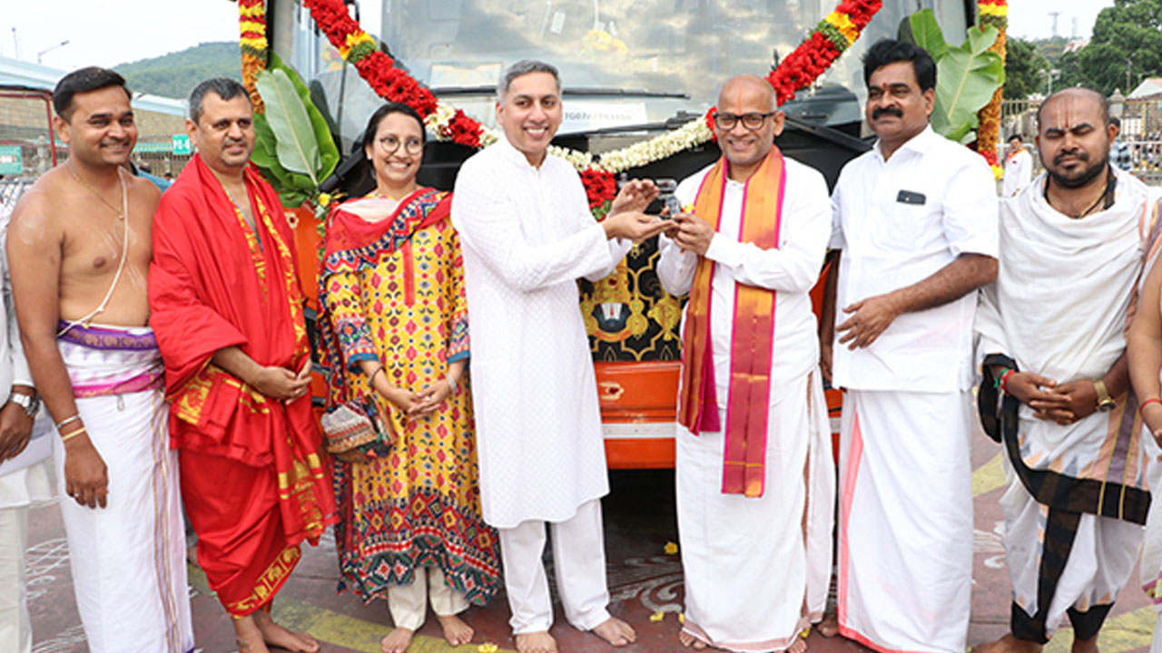 Electric bus | టీటీడీకి ఎలక్ట్రిక్ బస్సు విరాళం