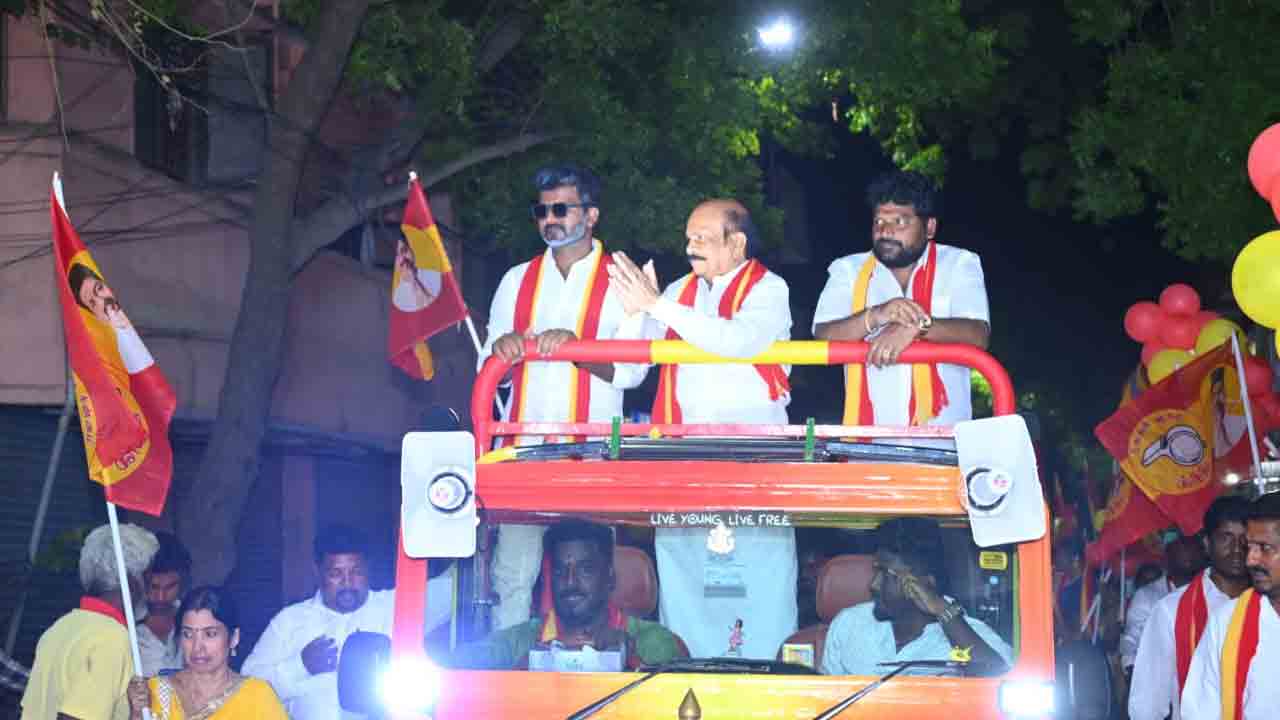 TVK Vijay | విజయ్‌ డూప్‌తో ప్రచారం.. సీఎంకు భలేగా చెక్‌ పెట్టాడు..!
