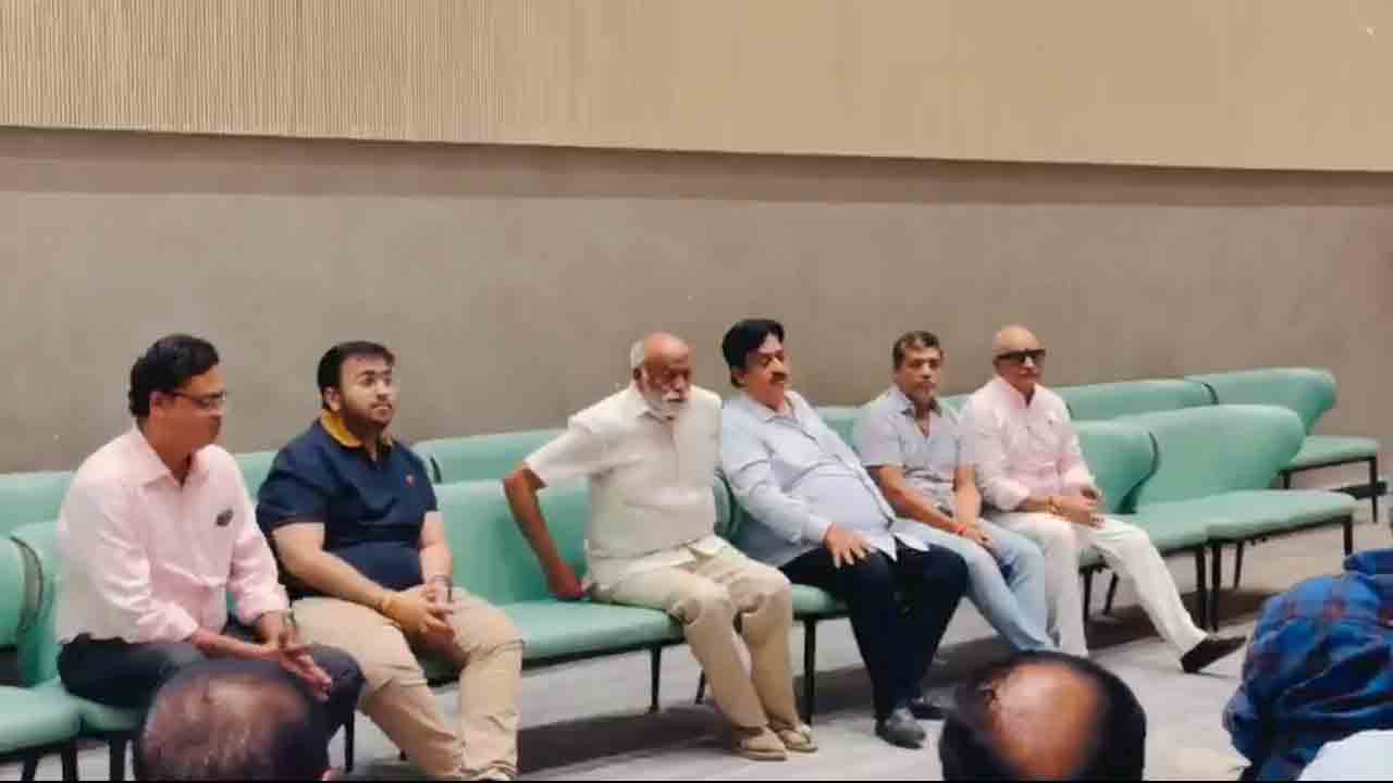 Telangana Exhibitors | సింగిల్‌ స్క్రీన్‌ ధరలు పెంచేదే లేదు.. తెలంగాణ ఎగ్జిబిటర్ల కీలక నిర్ణయం