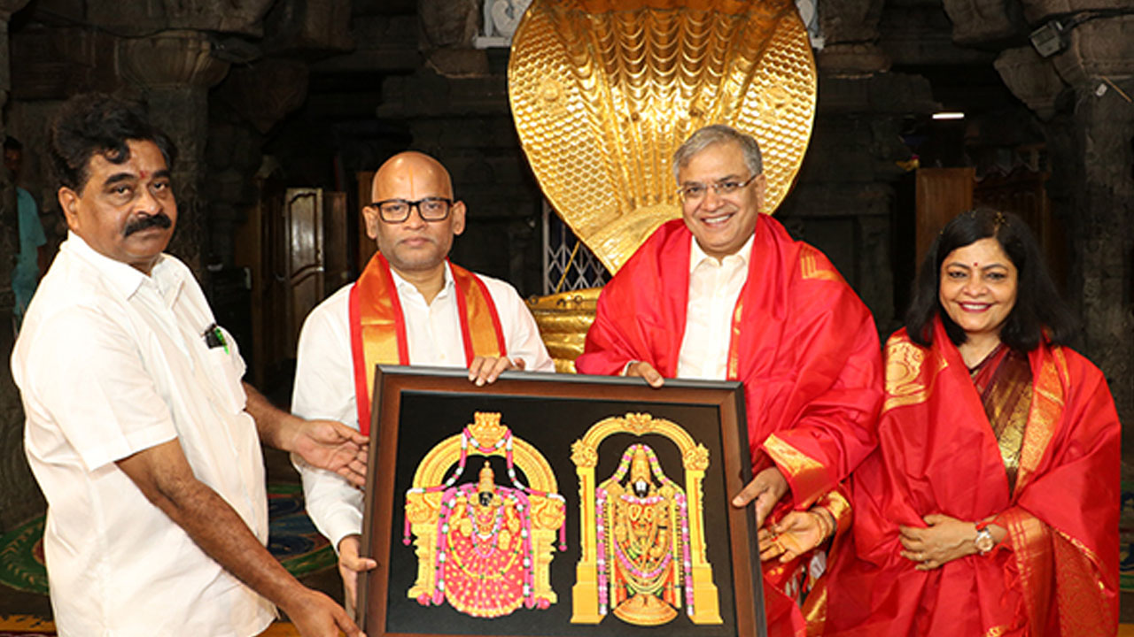 Tirumala Darsan | తిరుమలను దర్శించుకున్న భారత ప్రధాన ఎన్నికల కమిషనర్