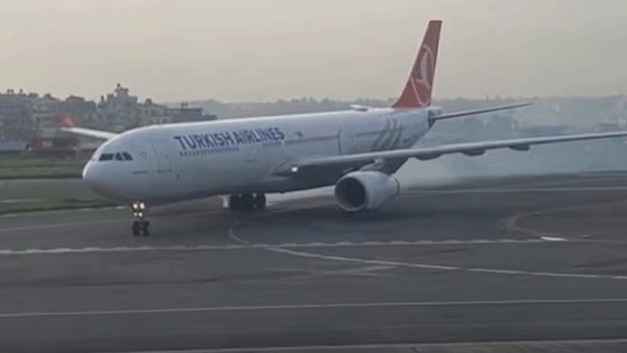 Turkish Airlines plane | ల్యాండింగ్‌ సమయంలో విమానం చక్రాల్లో చెలరేగిన మంటలు..!