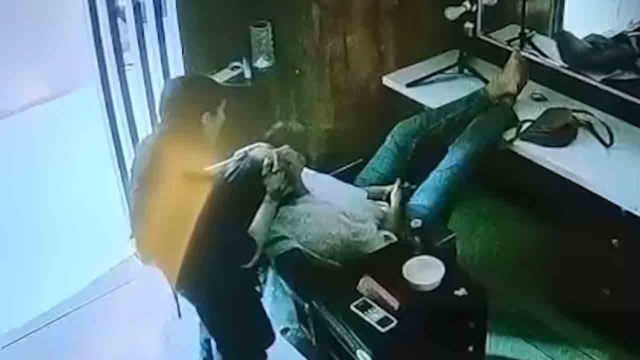Twisha at beauty parlour | ఆత్మహత్యకు ముందు బ్యూటీ పార్లర్‌లో త్విషా.. కేసులో కొత్త మలుపు