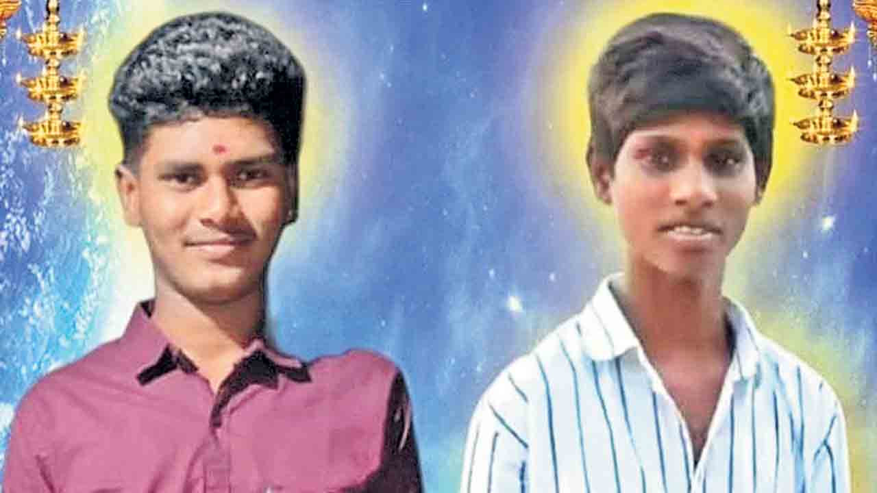 ఈతకు వెళ్లి ఇద్దరు బాలురు మృతి