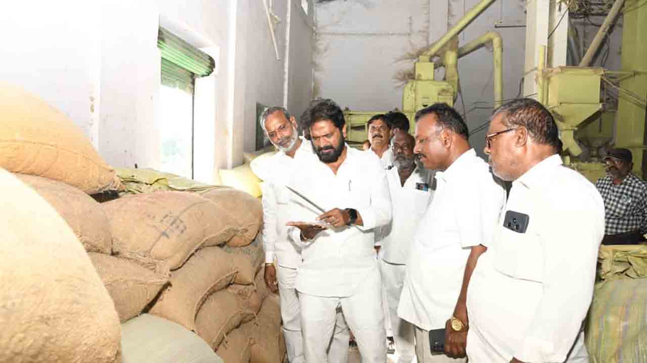 V Srinivas Goud | రైతులను కదిలిస్తే కన్నీళ్లే.. ఇదే పాలన కొనసాగితే రైతుల పక్షాన పోరాటం : మాజీ మంత్రి శ్రీనివాస్ గౌడ్