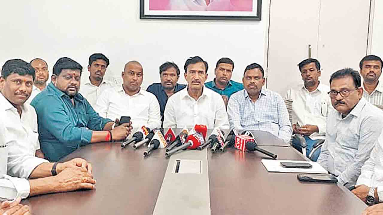 ఉచిత విద్యుత్‌ ఎత్తేసే కుట్ర