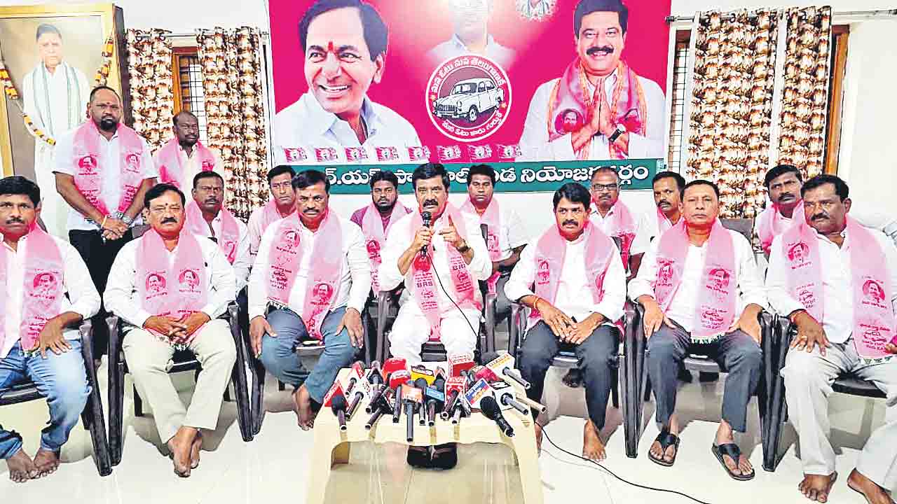 మిల్లర్ల చేతిలో సర్కార్‌ కీలుబొమ్మ