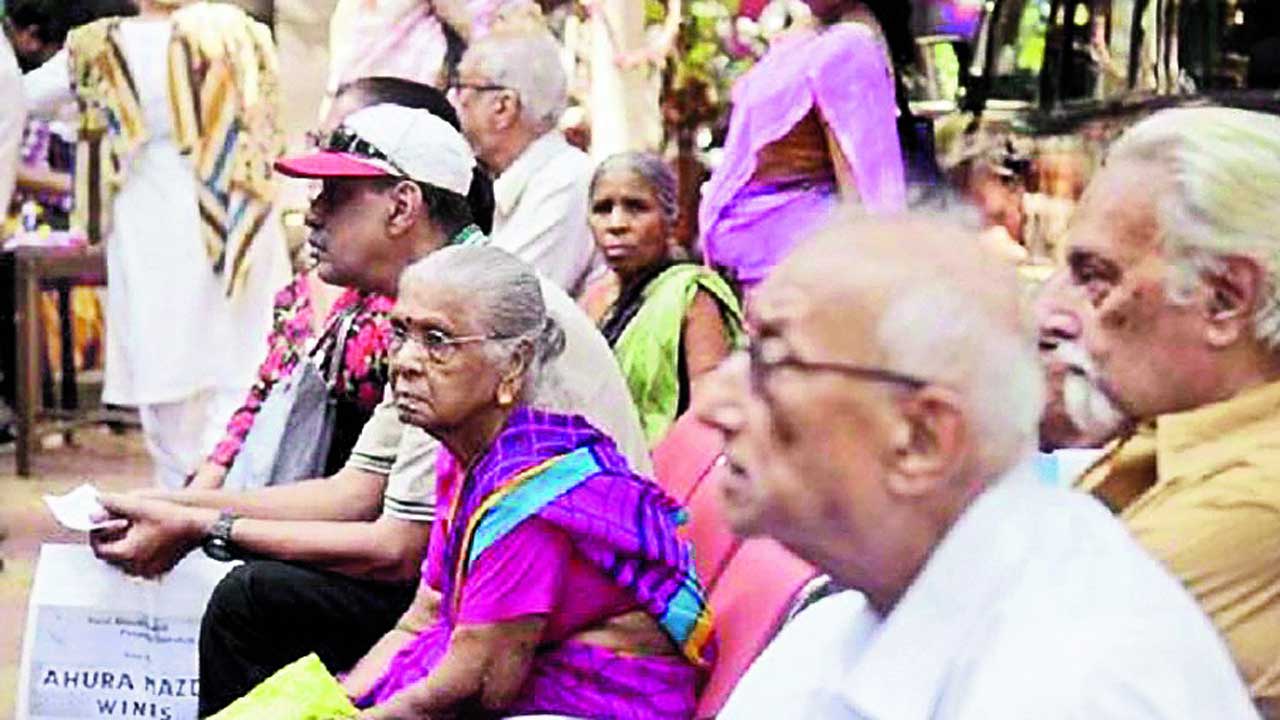 చేయూత ఏదీ