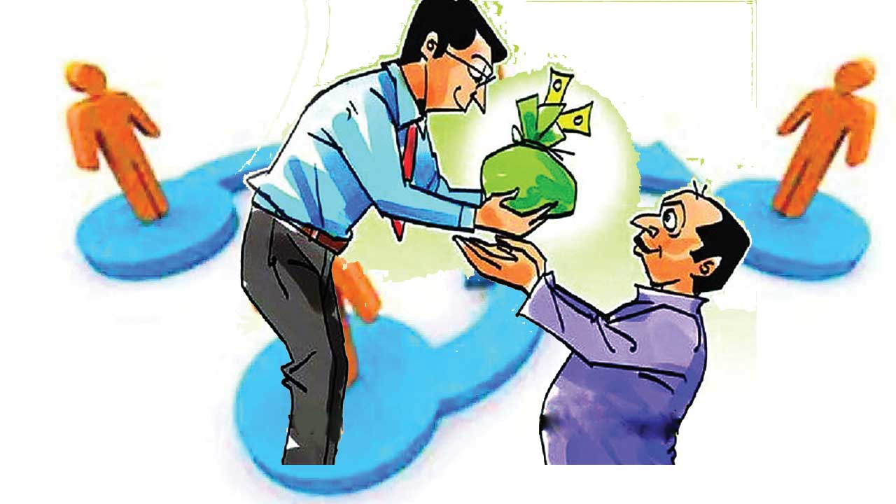 బదిలీల్లో బేరం!