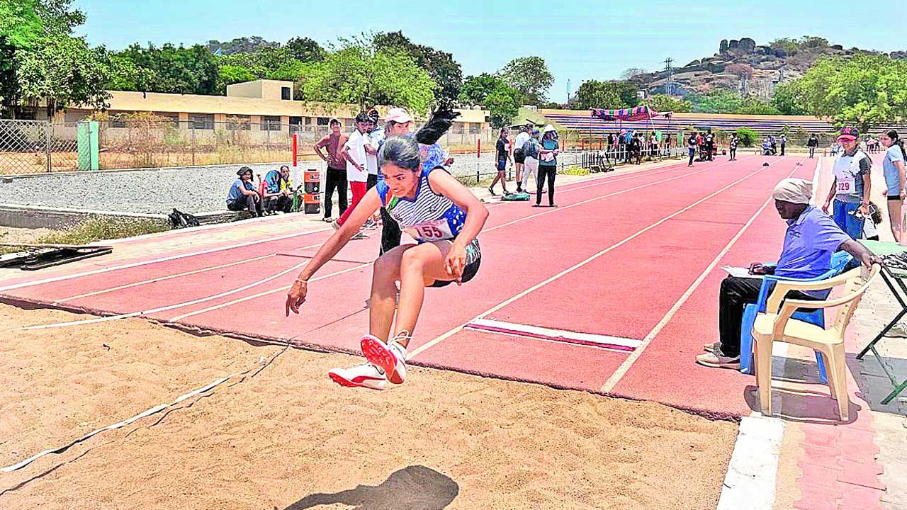 ఉత్సాహంగా అథ్లెటిక్స్‌ చాంపియన్‌షిప్‌