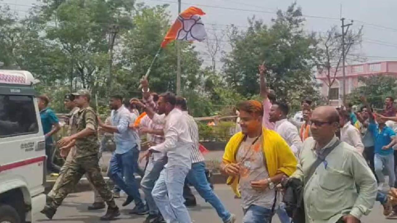 West Bengal | పశ్చిమ బెంగాల్‌లో హింస.. అసాన్‌సోల్‌లో టీఎంసీ ఆఫీసు ధ్వంసం చేసిన బీజేపీ
