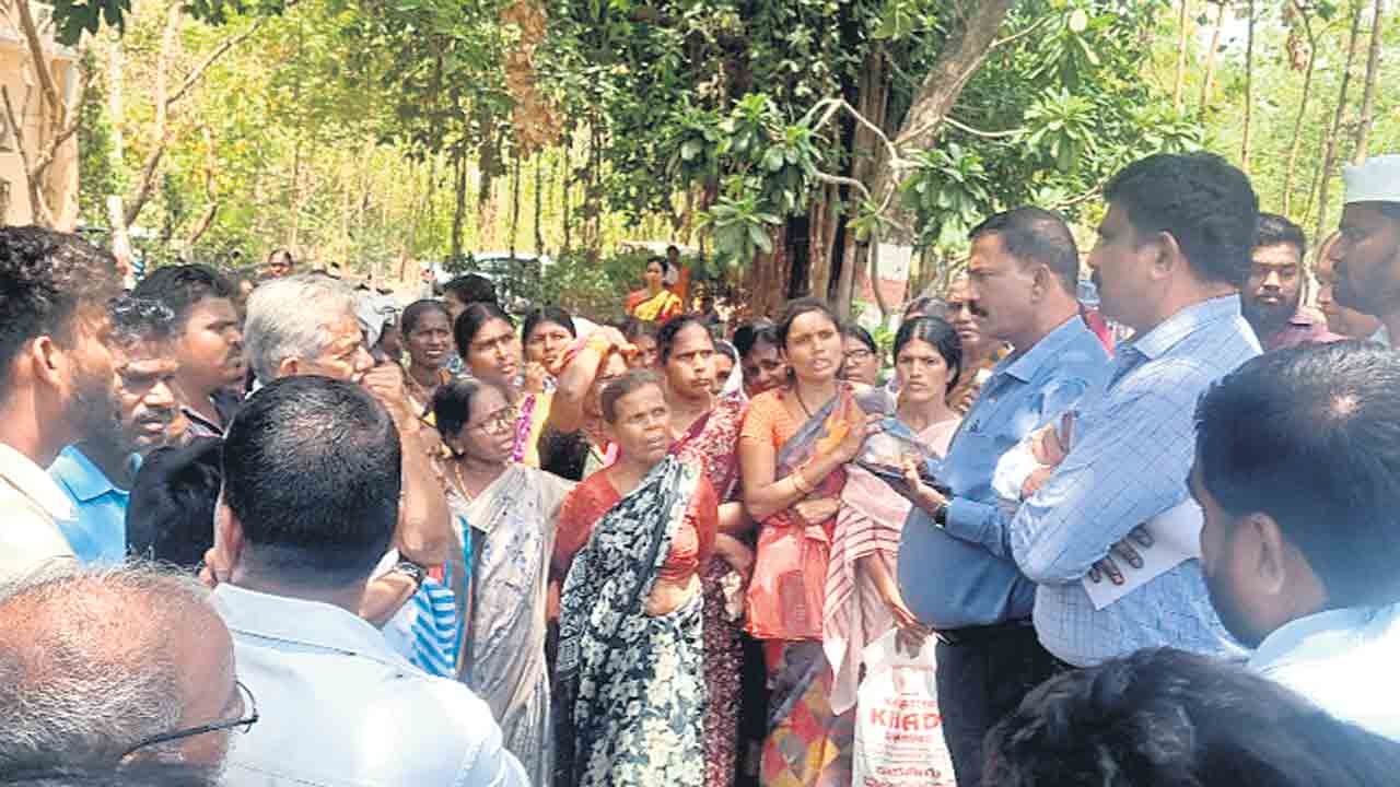 ముంపు గ్రామం కోసం.. నారాయణపూర్‌ పోరాటం