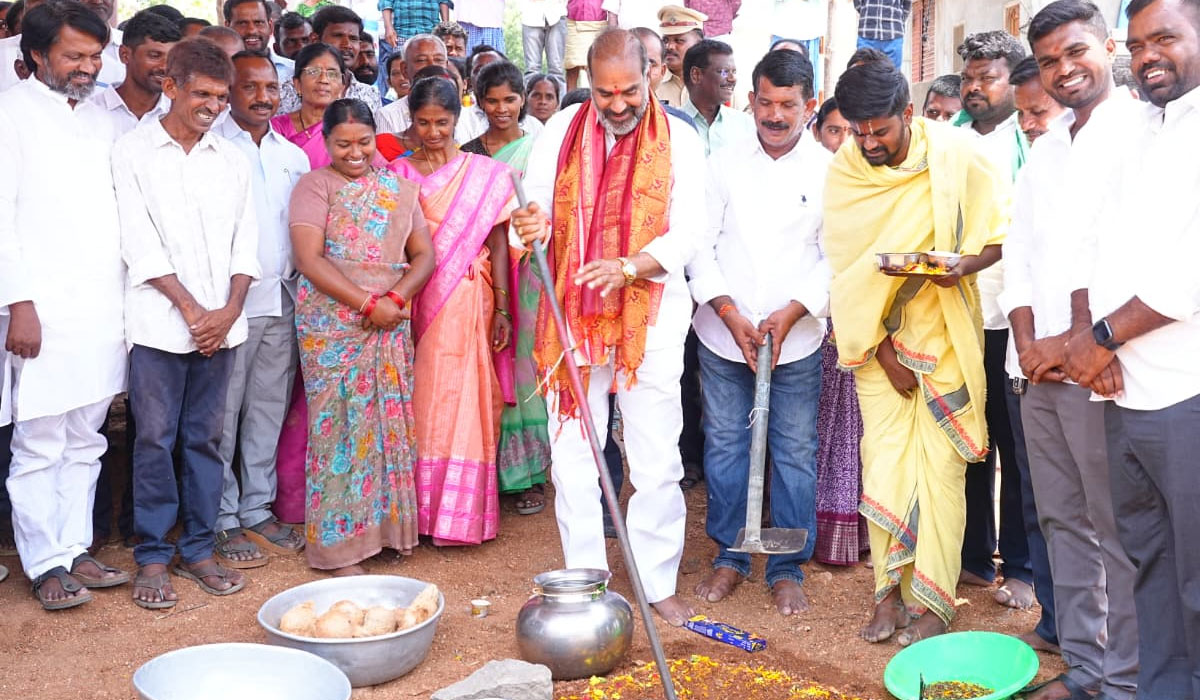 Chendurti | బండపల్లిలో నూతన గ్రామపంచాయతీ భవనానికి శంకుస్థాపన