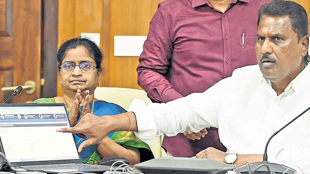 ఇకపై ప్రతినెలా పేరెంట్స్‌ మీటింగ్‌.. ఎస్సీ అభివృద్ధిశాఖ మంత్రి అడ్లూరి లక్ష్మణ్‌కుమార్‌