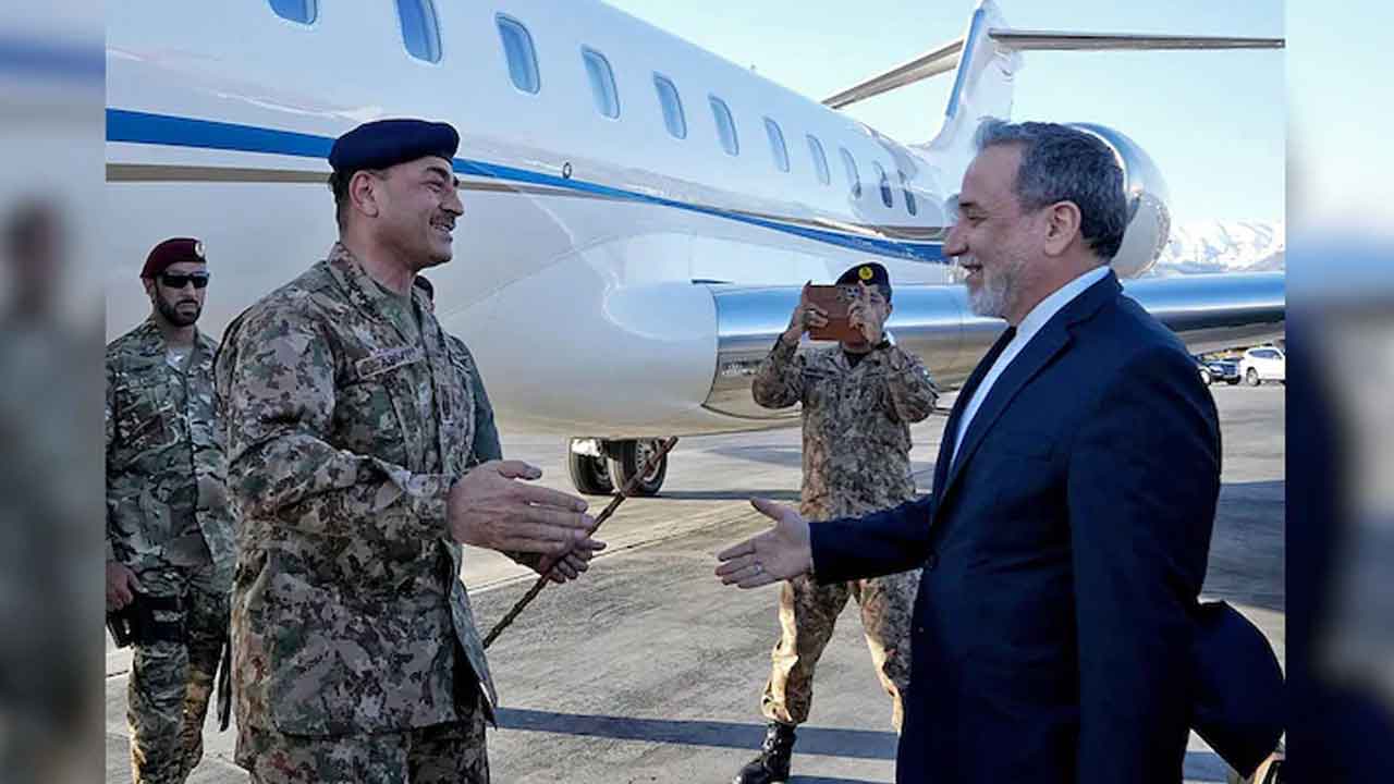 Iranian Jets: పాకిస్థాన్‌లో విమానాల‌ను పార్క్ చేసిన ఇరాన్..  మ‌ధ్య‌వ‌ర్తిత్వంపై అమెరికా అనుమానాలు