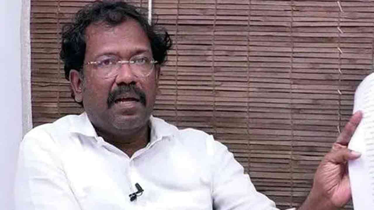 Bakka Judson | మైనర్ అమ్మాయిని కౌరవుల్లా వేధిస్తున్నారు.. బీజేపీ, కాంగ్రెస్‌ పార్టీపై బక్క జడ్సన్ మండిపాటు