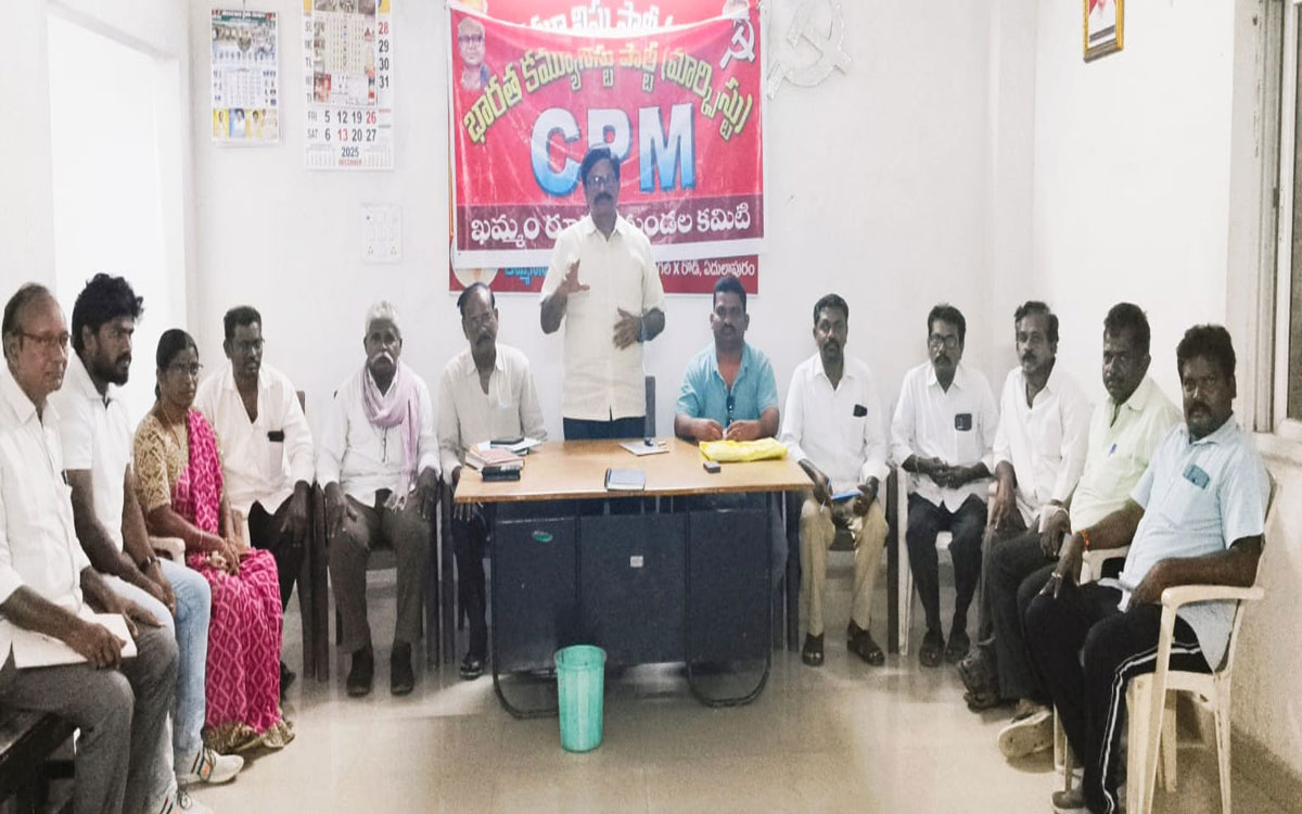 బండి సాయి భగీరథ‌ను తక్షణమే అరెస్టు చేయాలి : బండి రమేశ్‌