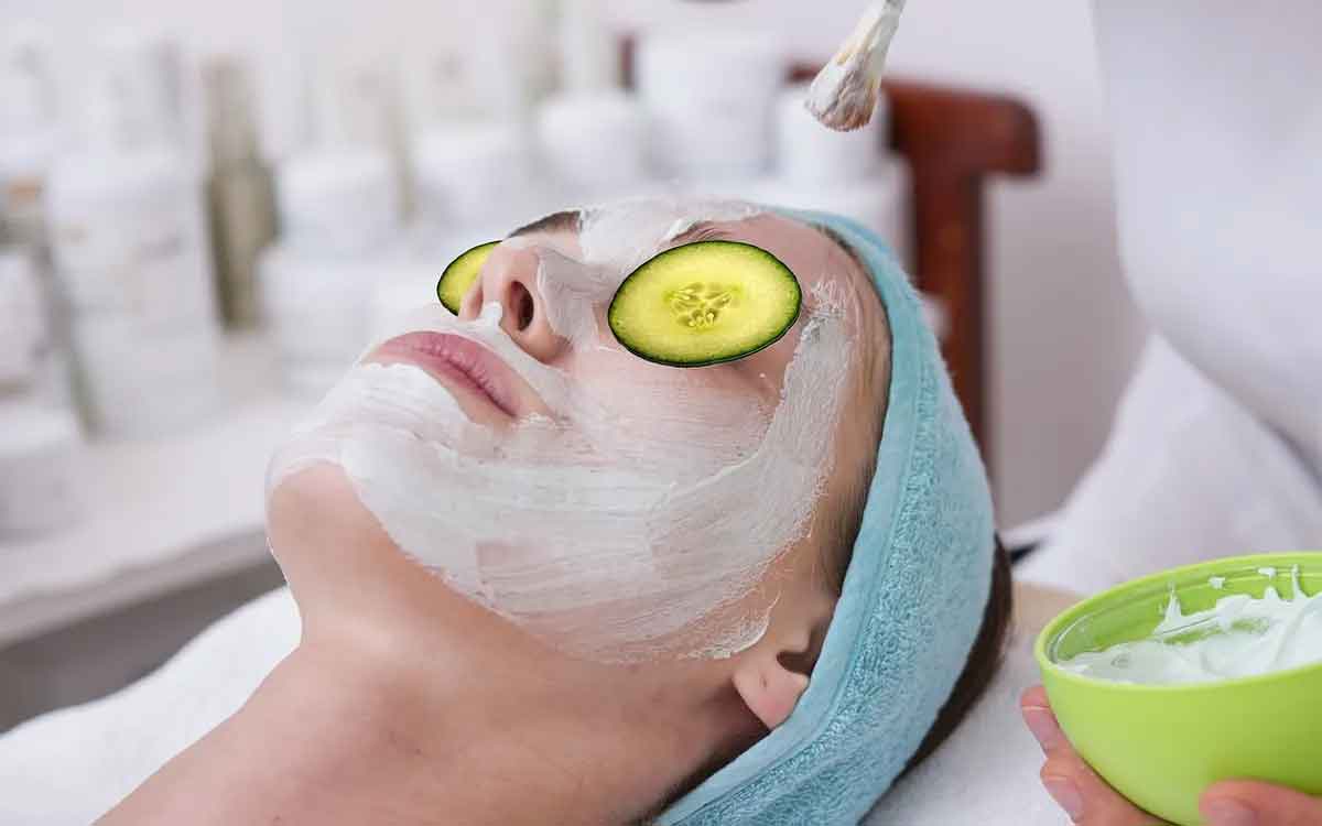 Foods For Skin Health | చ‌ర్మం ఆరోగ్యంగా, అందంగా క‌నిపించాలంటే ఖ‌రీదైన క్రీములు అవ‌సరం లేదు.. వీటిని తీసుకోండి చాలు..