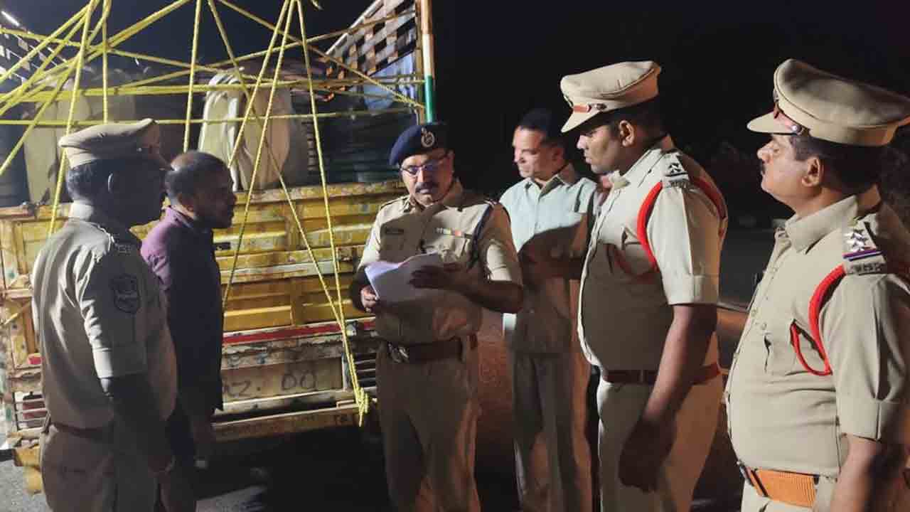 Tandur | పశువుల అక్రమ రవాణాపై ప్రత్యేక నిఘా : డీసీపీ భాస్కర్