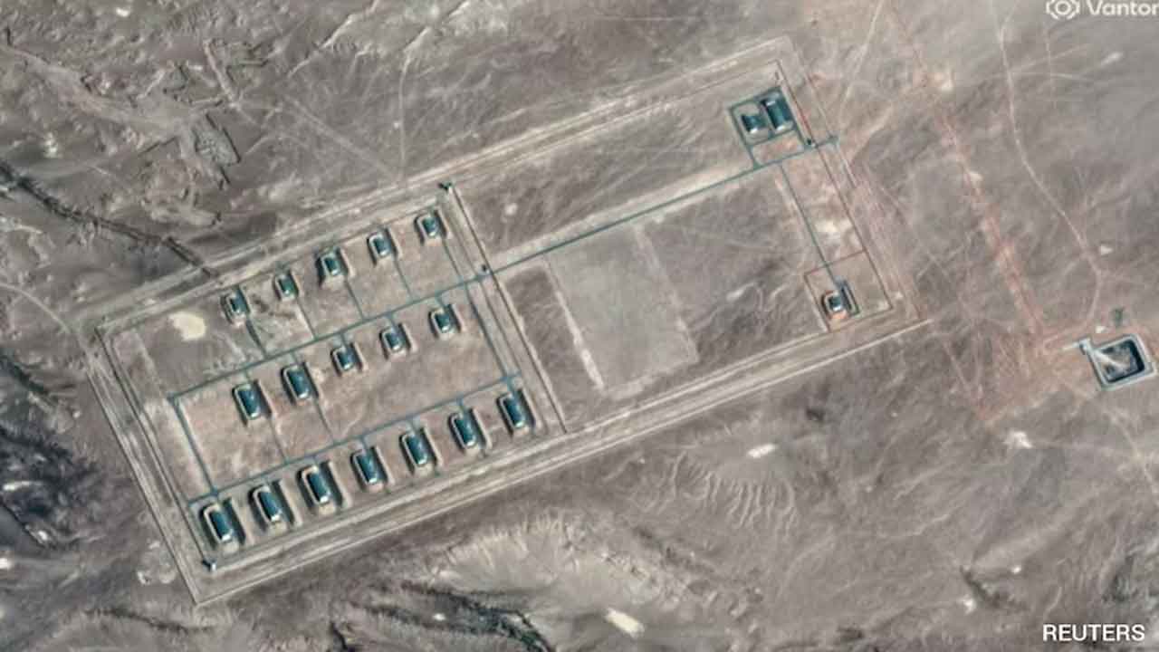 China Desert: మిస్సైల్ కేంద్రాల వ‌ద్ద ల్యాంచ్ ప్యాడ్లు నిర్మిస్తున్న చైనా.. కొత్త శాటిలైట్ పిక్స్ రిలీజ్‌