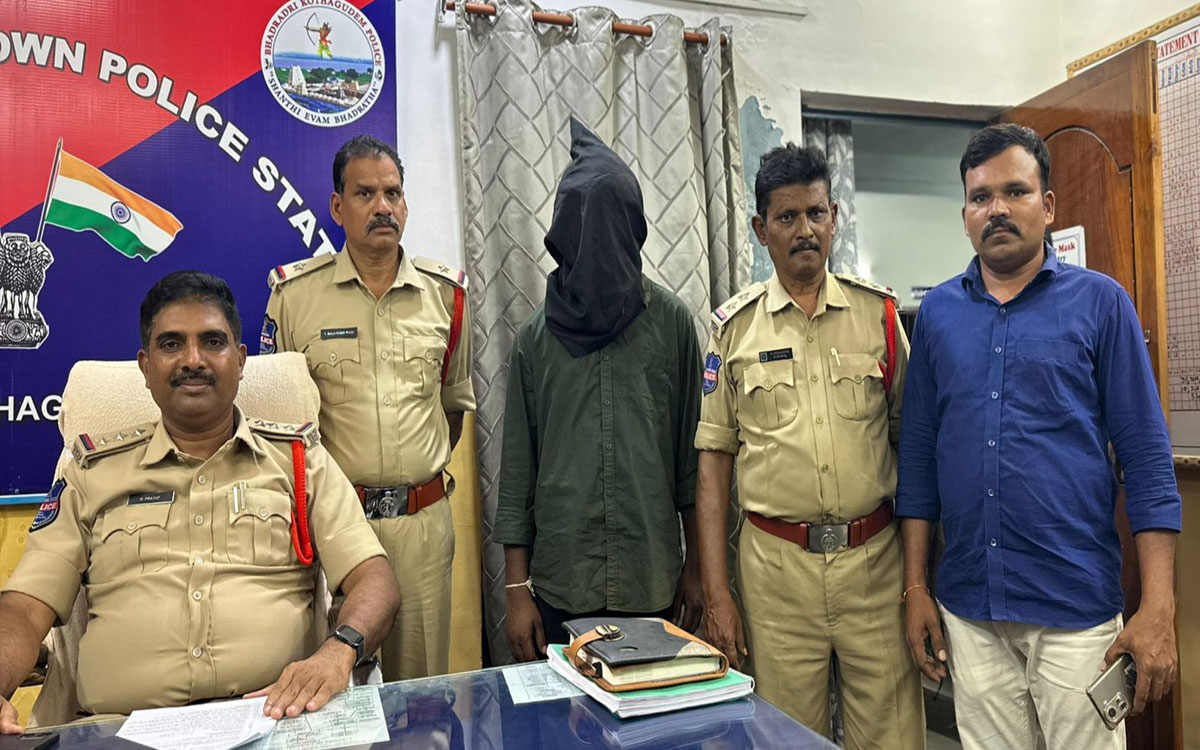 వ్య‌క్తిపై దాడి కేసులో ఇద్ద‌రి రిమాండ్ : సీఐ డి.ప్రతాప్