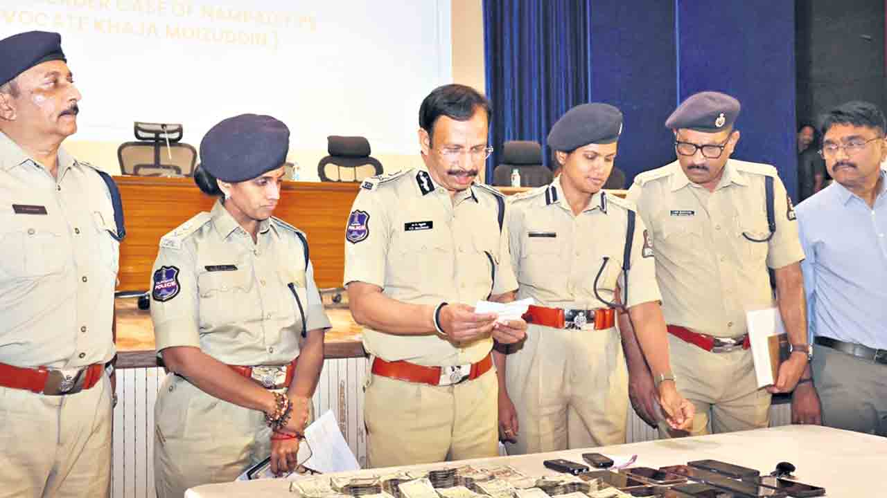 ఆ ఇద్దరే ప్రధాన కుట్రదారులు!