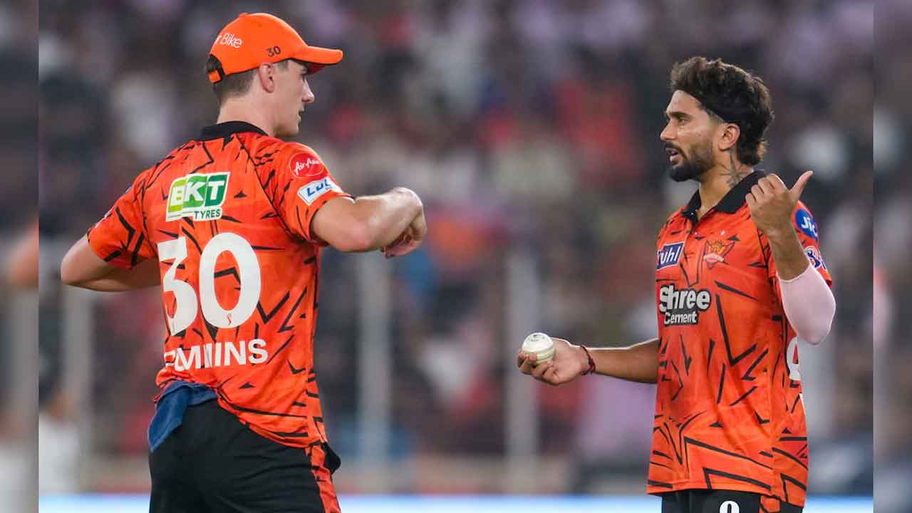 Pat Cummins: కెప్టెన్ ప్యాట్ క‌మ్మిన్స్‌కు 12 ల‌క్షల ఫైన్