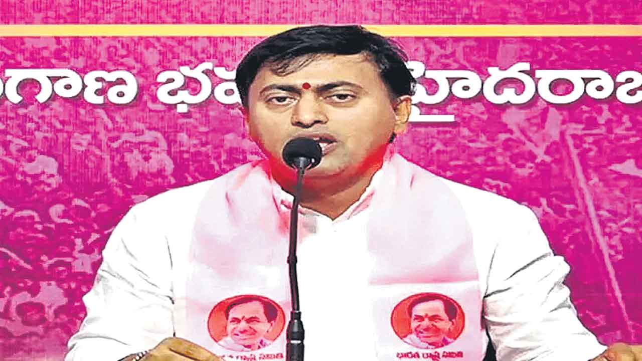 పోలీస్‌ వయోపరిమితిని 36 ఏండ్లకు పెంచాలి