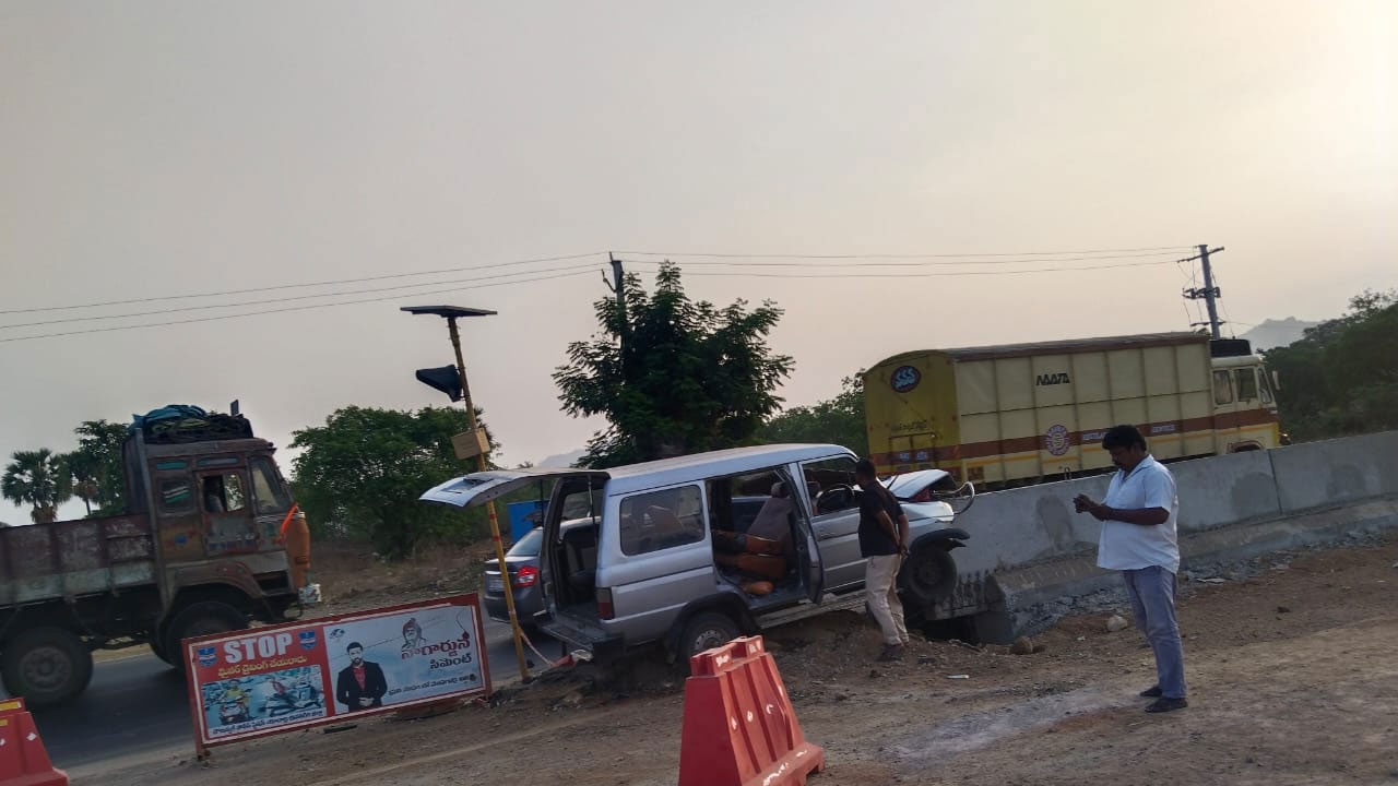 Fauji | ‘ఫౌజీ’ షూటింగ్‌కు వెళ్తున్న వాహనానికి ప్రమాదం .. ఒకరి మృతి, పలువురికి తీవ్ర గాయాలు
