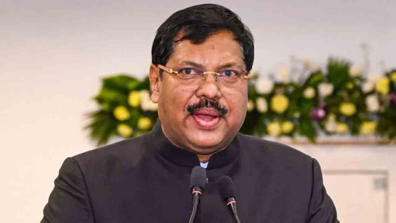 పార్లమెంట్‌ కాదు.. రాజ్యాంగమే సుప్రీం.. మాజీ సీజేఐ గవాయ్‌ స్పష్టీకరణ
