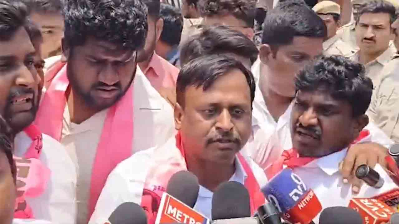 NEET Paper Leak | పేపర్ లీకేజీలకు కేరాఫ్ అడ్రస్‌గా మారిన బీజేపీ పాలిత రాష్ట్రాలు.. నీట్ పేపర్ లీక్‌పై గెల్లు శ్రీనివాస్ ఫైర్