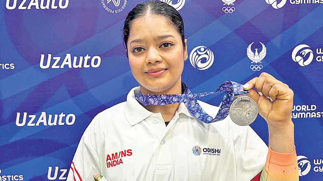 వరల్డ్‌ చాలెంజ్‌ కప్‌ లో ప్రణతికి రజతం
