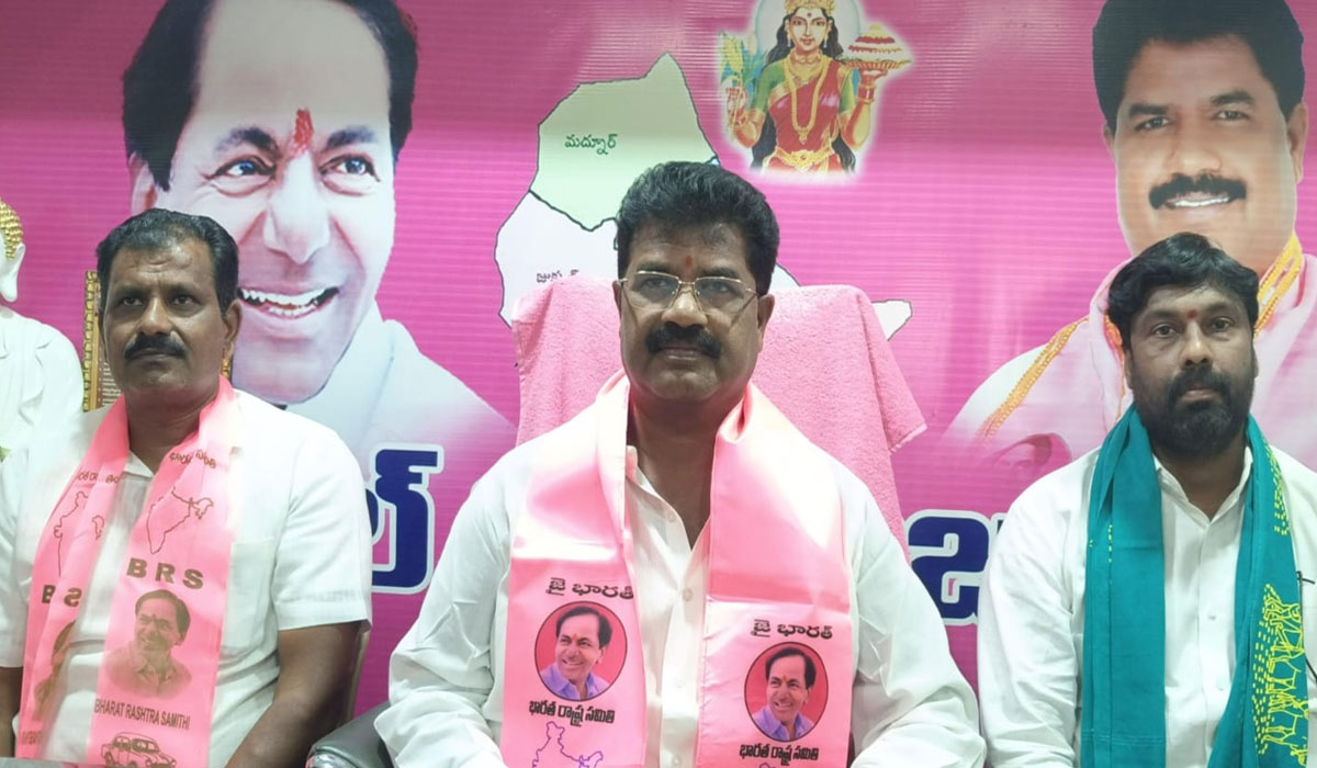 Hanmanth Shinde | బీఆర్ఎస్ సన్నాక సమావేశం విజయవంతం చేయాలి.. మాజీ ఎమ్మెల్యే హన్మంత్ షిండే