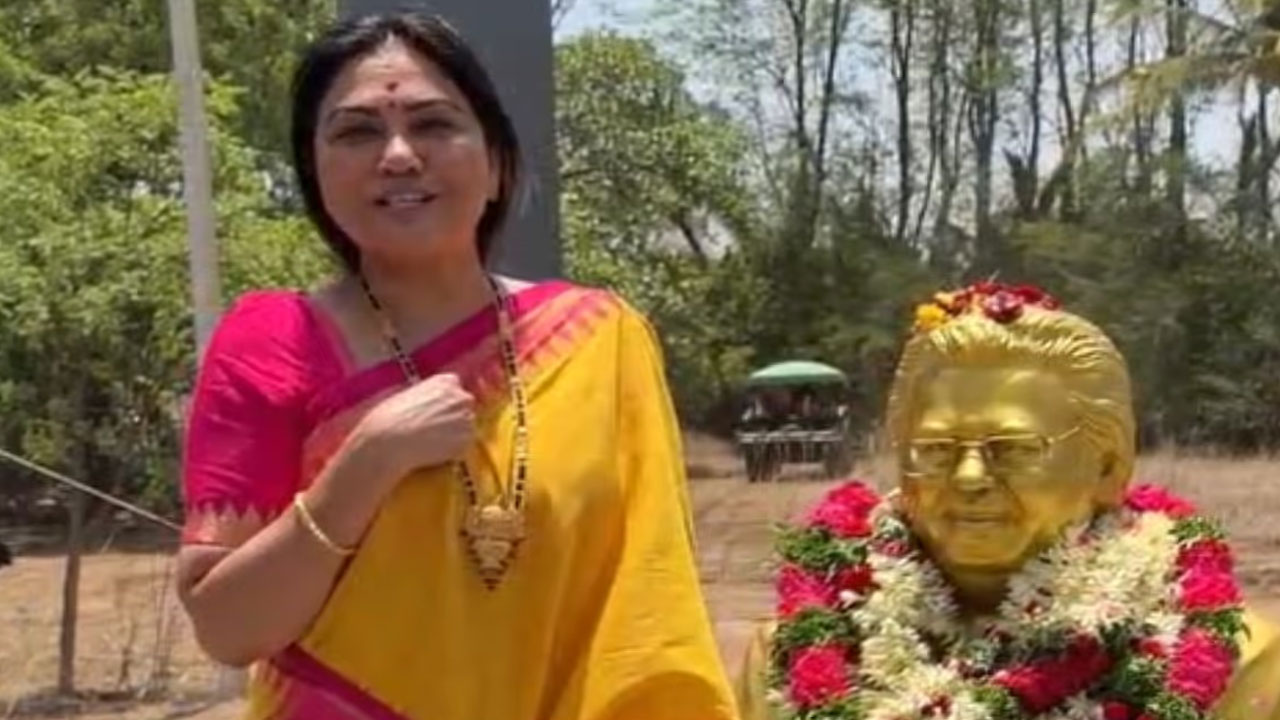 Hema | దాసరి సమాధి వద్ద హేమ భావోద్వేగం.. సినిమాలు, రాజకీయాలపై మనసులో మాట బయటపెట్టిన నటి