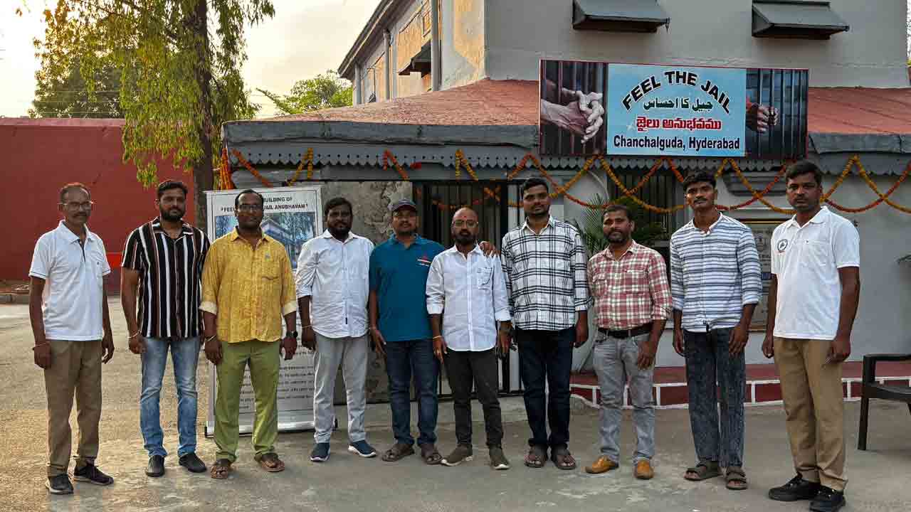 చంచ‌ల్‌గూడ జైలు మ్యూజియాన్ని సంద‌ర్శించిన యూత్ ప‌ర్ యాంటీ క‌రప్షన్‌ బృందం