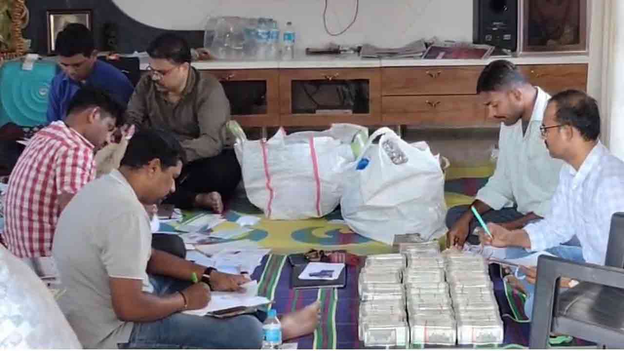 Jalamandali Gm Acb Raids1