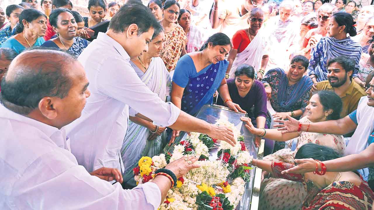 కౌన్సిలర్‌ పద్మ హఠాన్మరణం