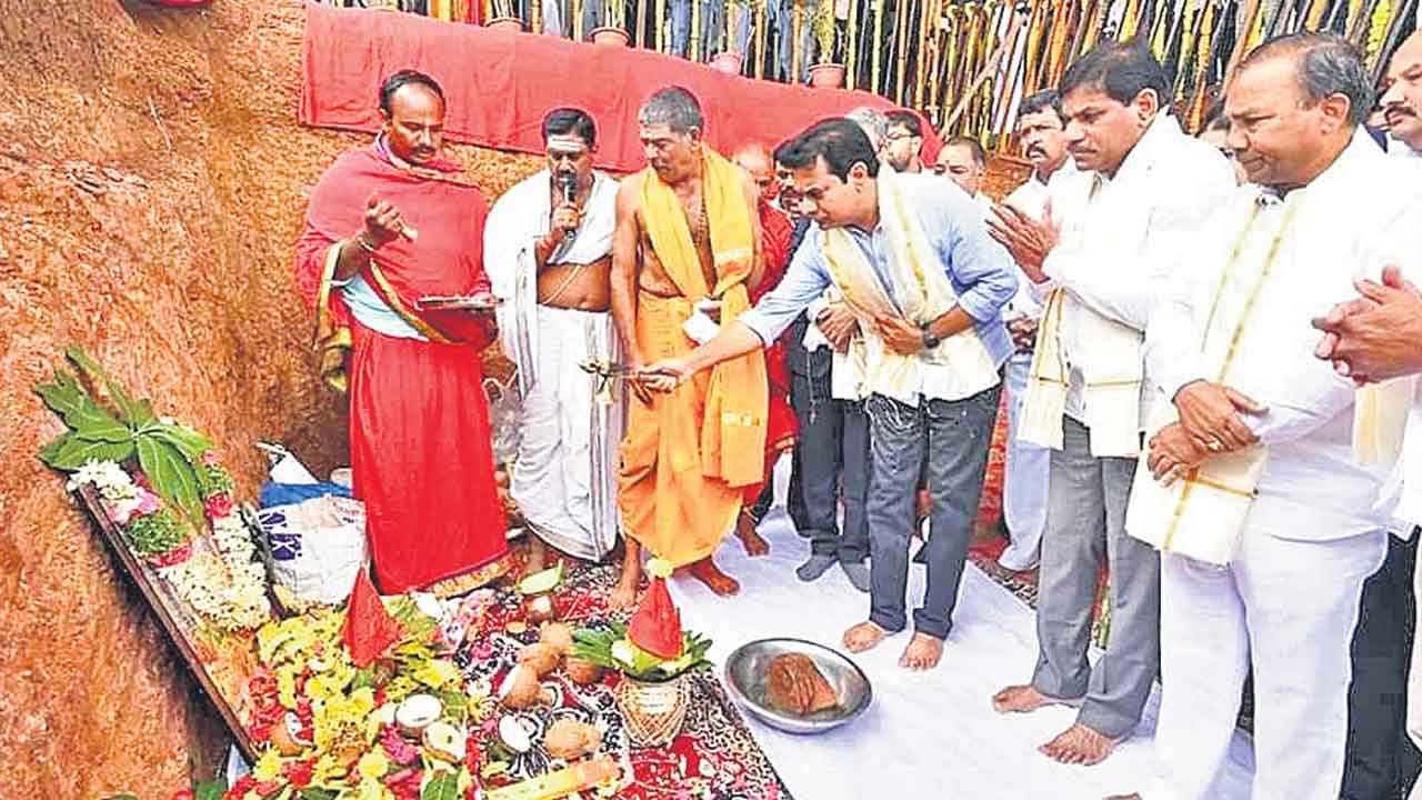 బీఆర్‌ఎస్‌ ఓపెనింగ్‌.. కాంగ్రెస్‌ రీఓపెనింగ్‌