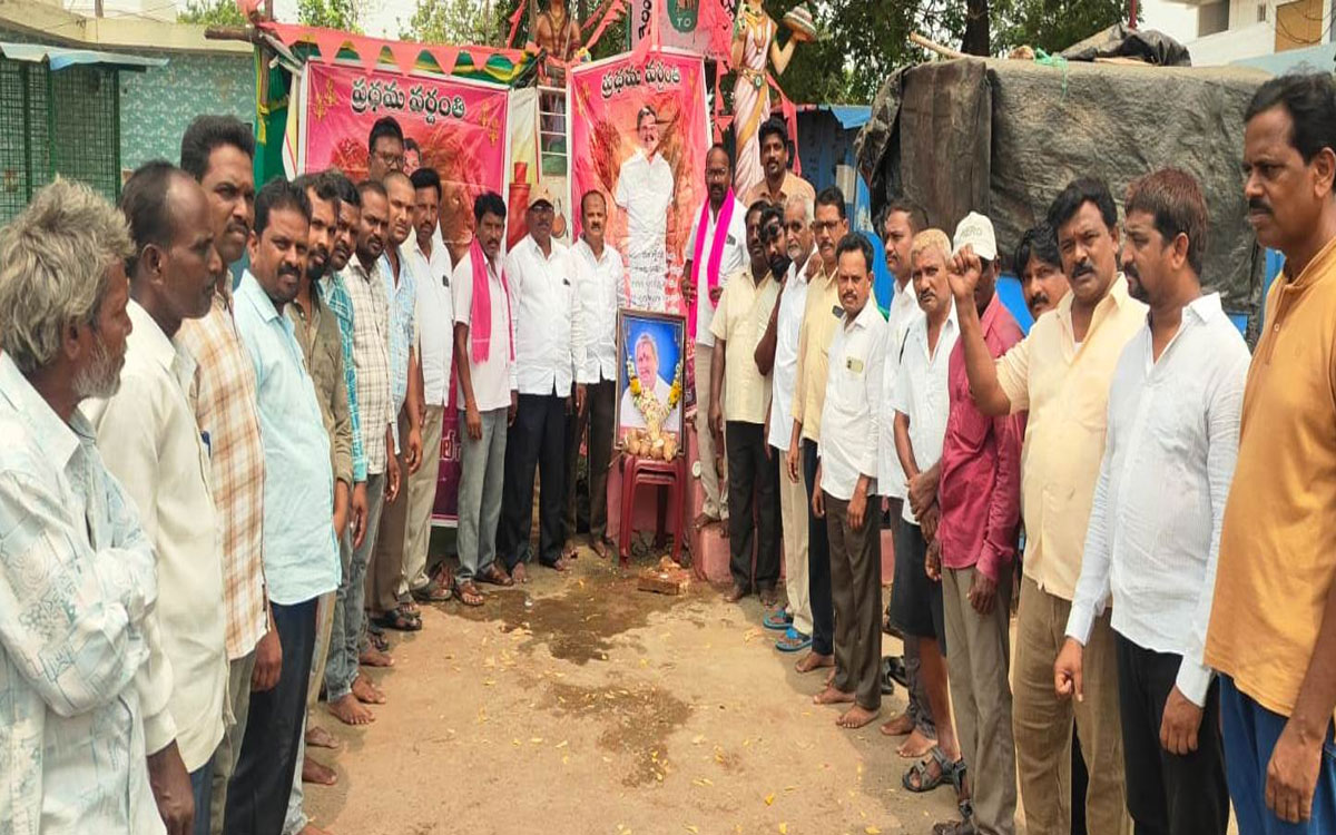 ‘ప్రజల గుండెల్లో దివంగత మాజీ ఎమ్మెల్యే మదన్‌లాల్’