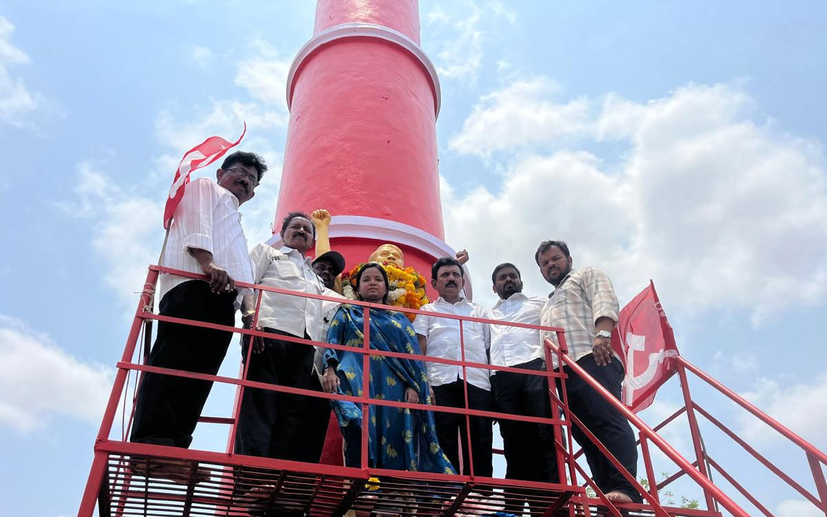 'కామ్రేడ్ మారోజు వీరన్న ఆశయ సాధ‌న‌కు కృషి చేయాలి'