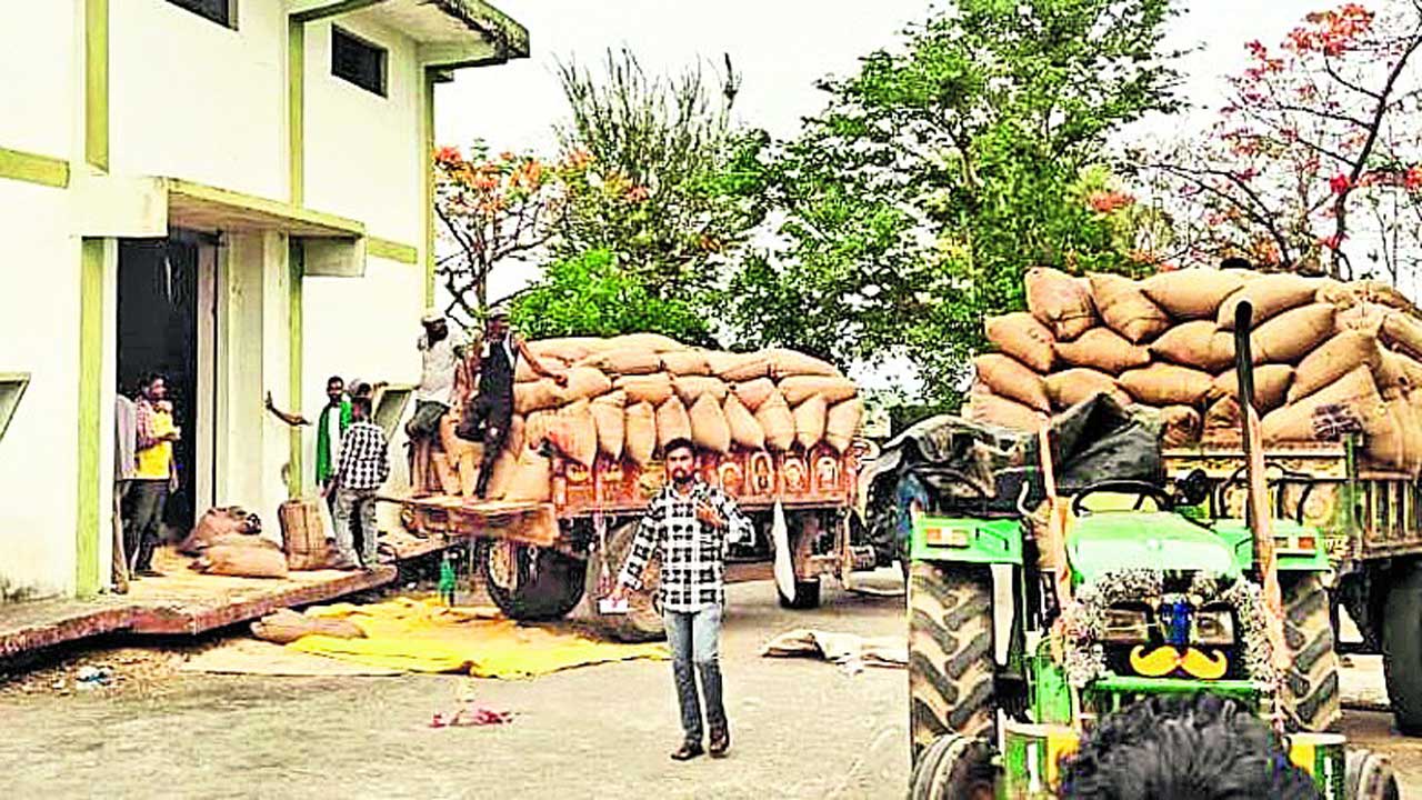 ఒక్క పైసా పడలే!