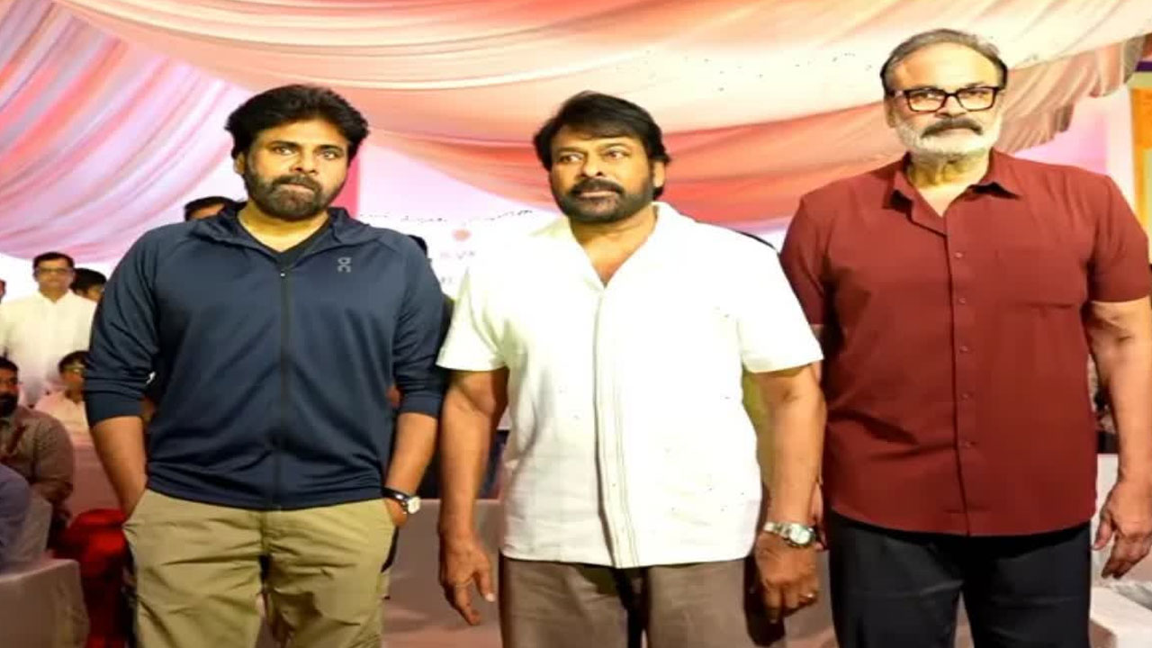 Mega 158 | “టైమ్ వచ్చినప్పుడు నేనే లీక్ చేస్తా”.. మెగా 158పై చిరంజీవి ఫన్ కామెంట్ వైరల్