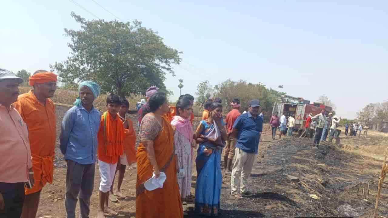 జయశంకర్ భూపాలపల్లి  జిల్లాలో 17 ఎకరాల్లో మొక్కజొన్న పంట దగ్ధం